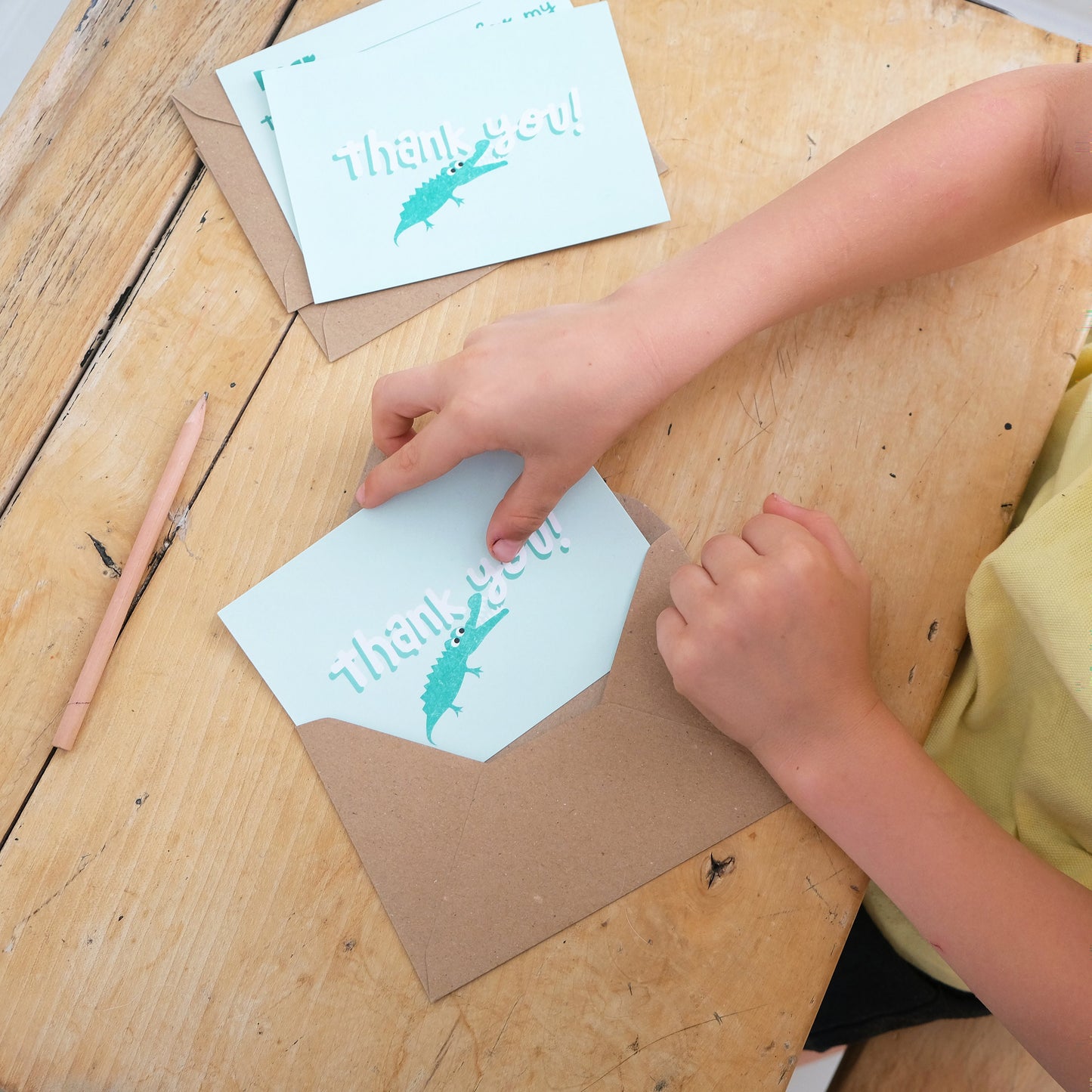 Fill in the gaps, set of 10 Crocodile thank you cards for kids with envelopes